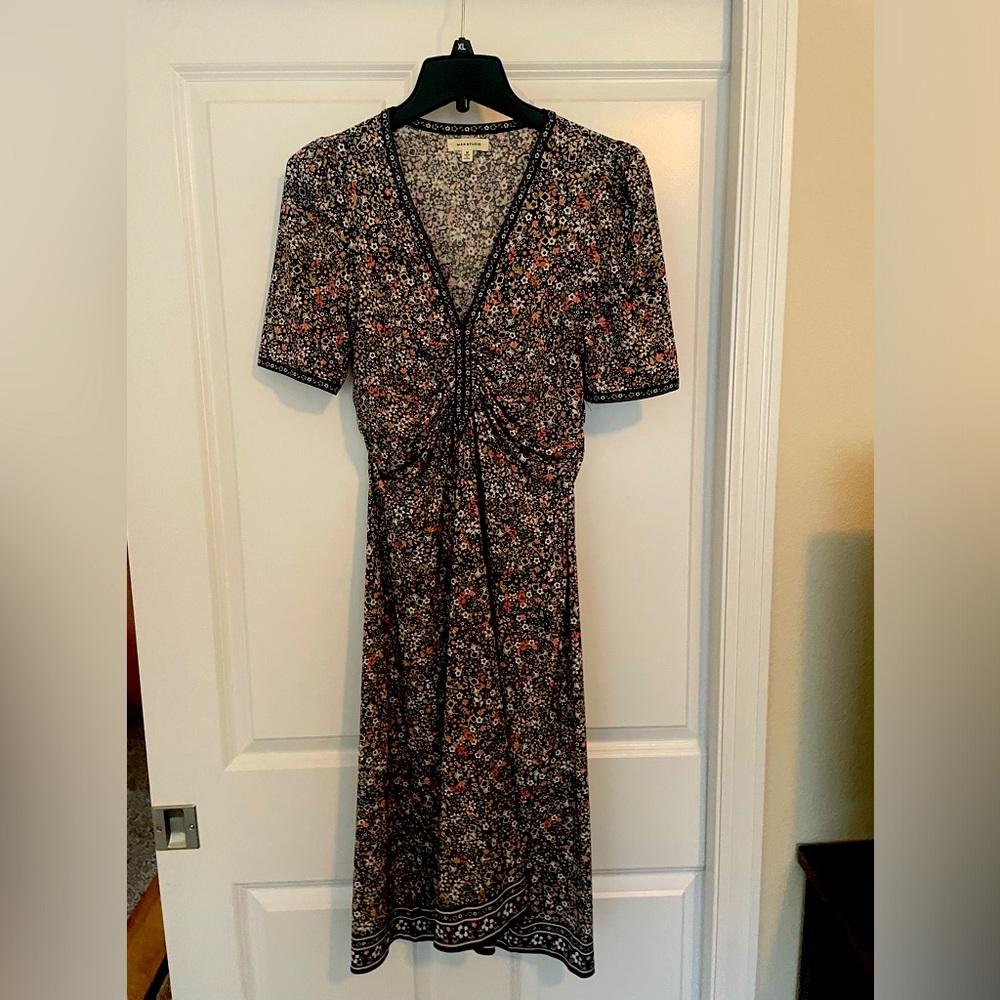 Max studio women’s size medium, short sleeve dress
